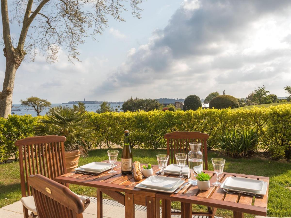 Apartment Le Parc Du Prieure By Interhome Dinard Exterior foto